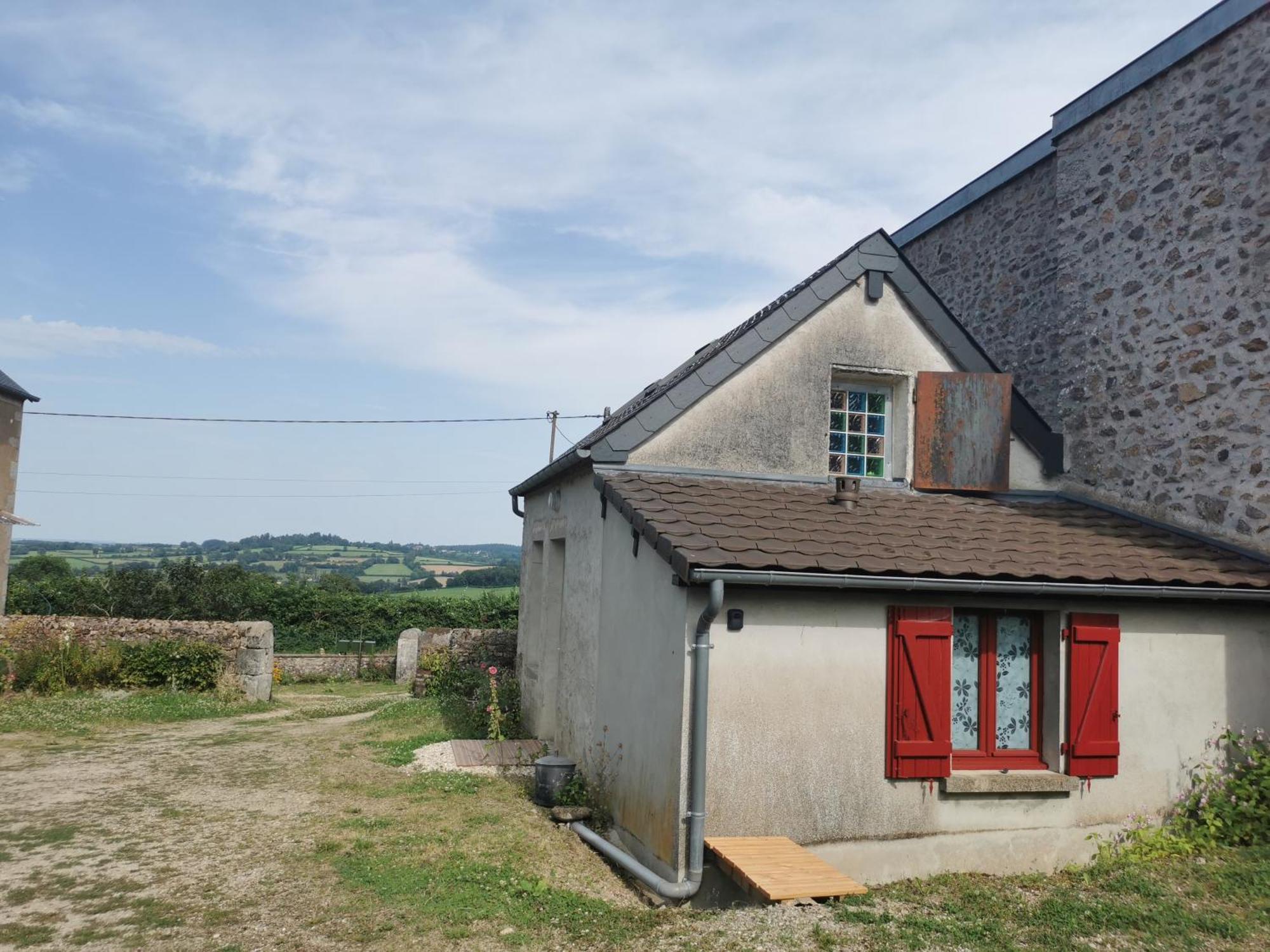 Chez Norbert Vila Quarré-les-Tombes Exterior foto
