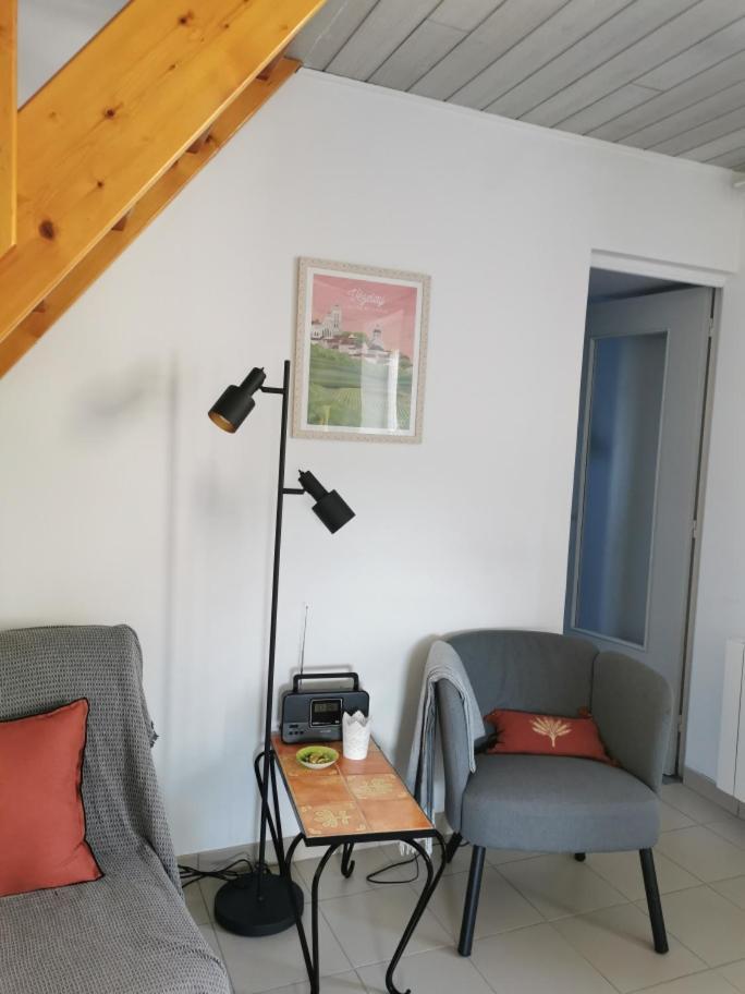 Chez Norbert Vila Quarré-les-Tombes Exterior foto