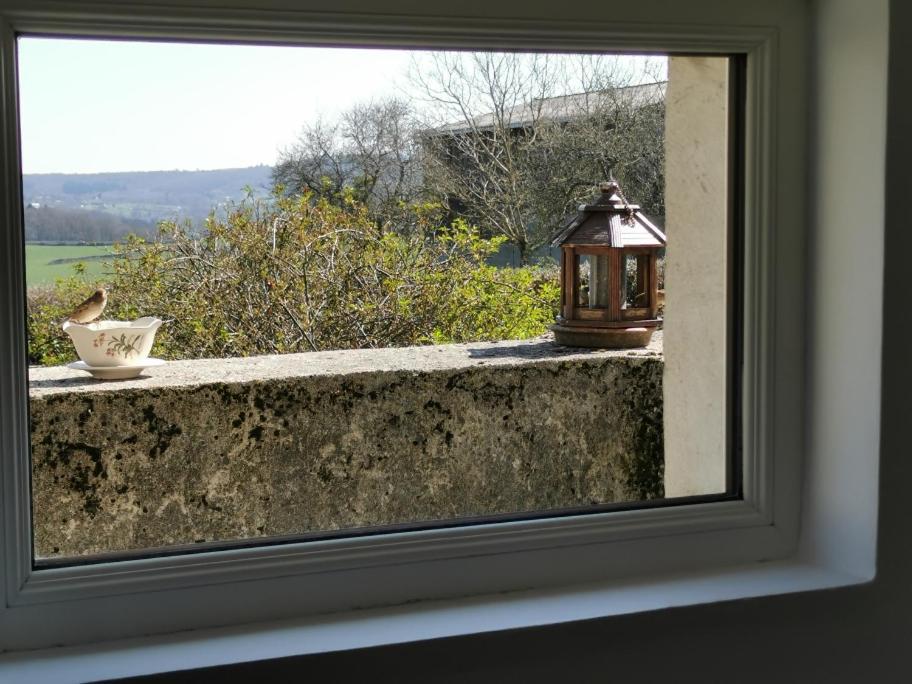 Chez Norbert Vila Quarré-les-Tombes Exterior foto